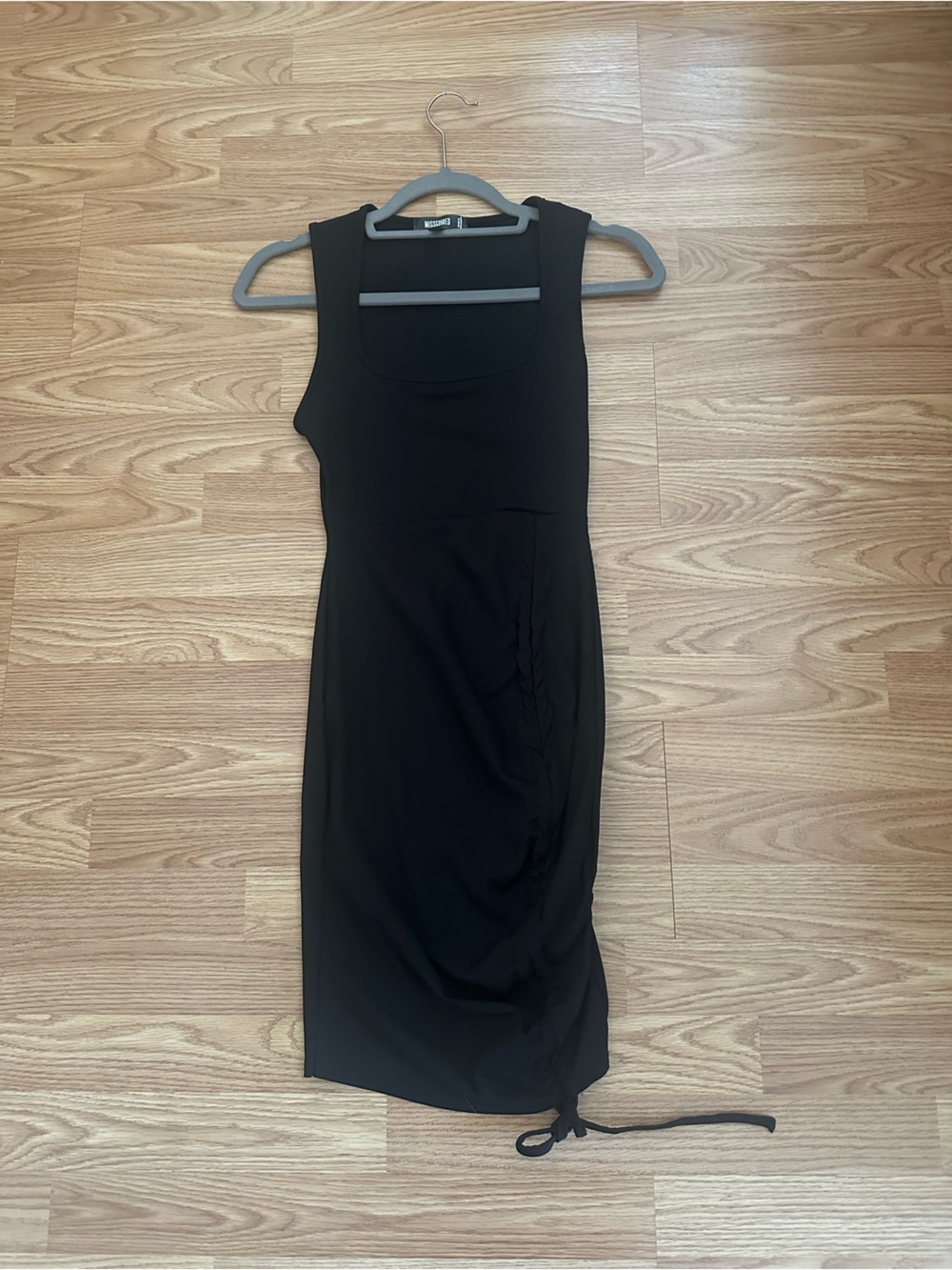 Missguided+ Black Sleeveless Ruched Midi Dress